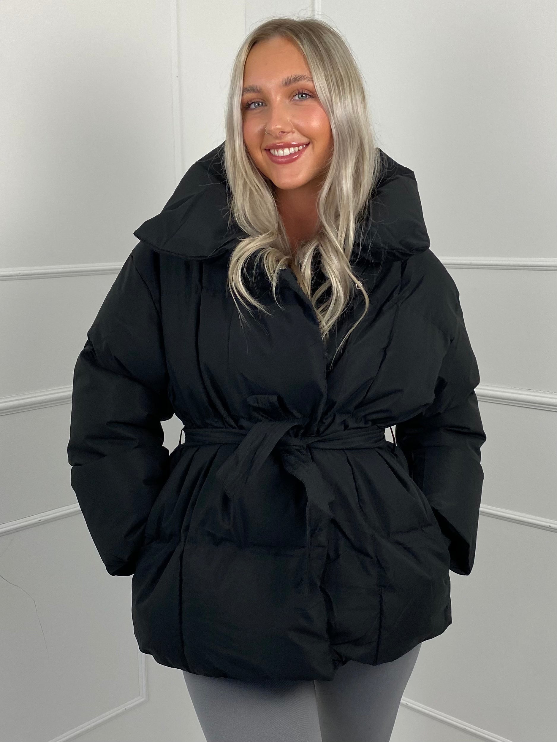 Jenna™ | Short Belted Puffer Jacket